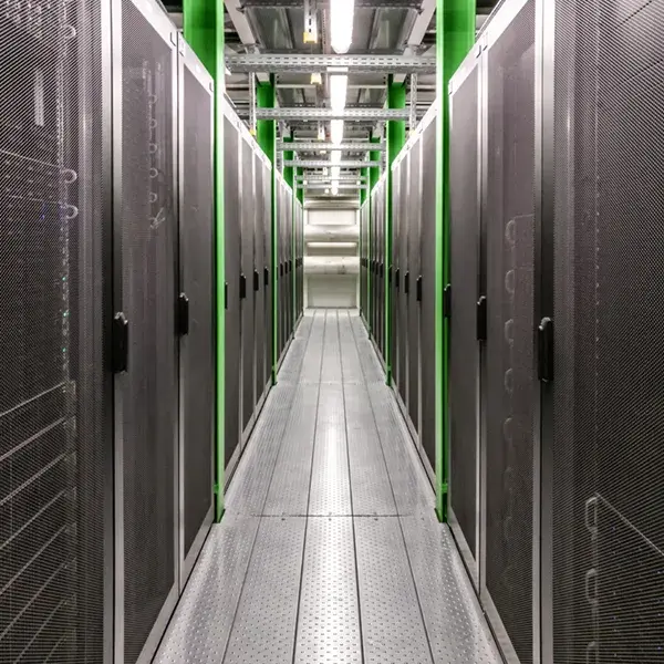 corridor-server-room-data-center corridor-server-room-data-center